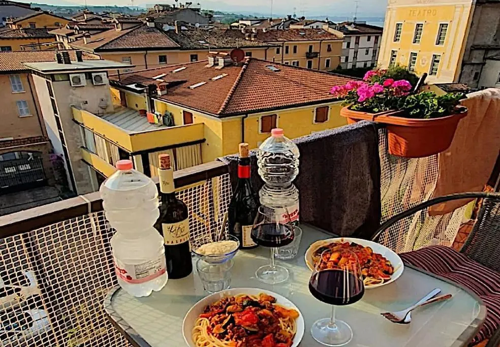 The 9 Muses Apartment Desenzano del Garda